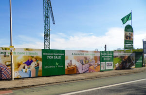 Aluminum panel construction hoarding print